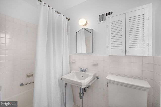8015 GLENDALE RD, Chevy Chase, MD 20815