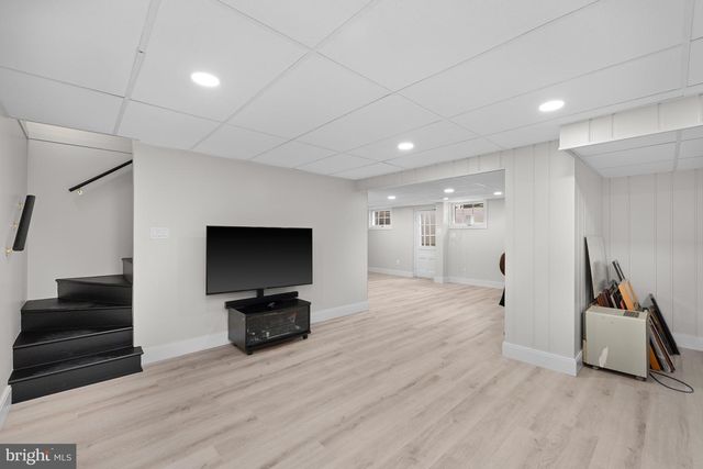 8015 GLENDALE RD, Chevy Chase, MD 20815