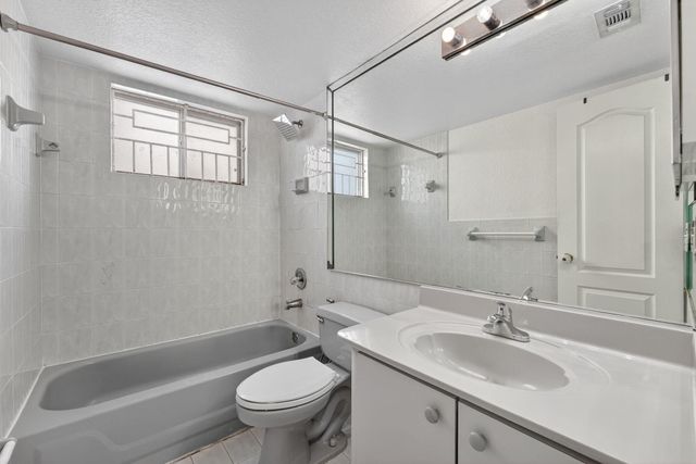 7011 W 29th Avenue 125, Hialeah, FL 33018