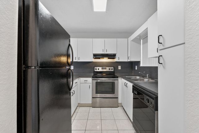 7011 W 29th Avenue 125, Hialeah, FL 33018