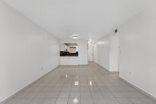 7011 W 29th Avenue 125, Hialeah, FL 33018