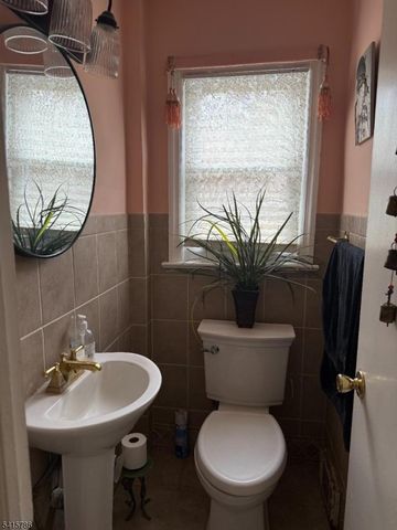 59 Hillside Ave, West Orange Twp., NJ 07052