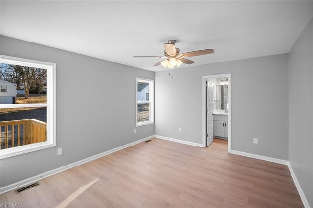 107 College Street, Thomasville, NC 27360