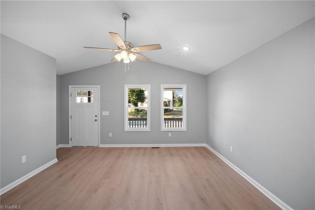 107 College Street, Thomasville, NC 27360