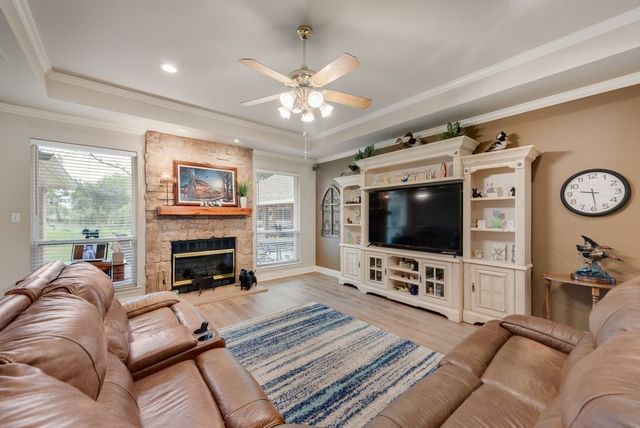 5810 Mulberry Lane, Midlothian, TX 76065