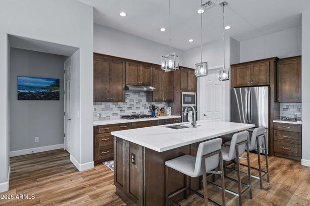 16897 W ALMERIA Road, Goodyear, AZ 85395