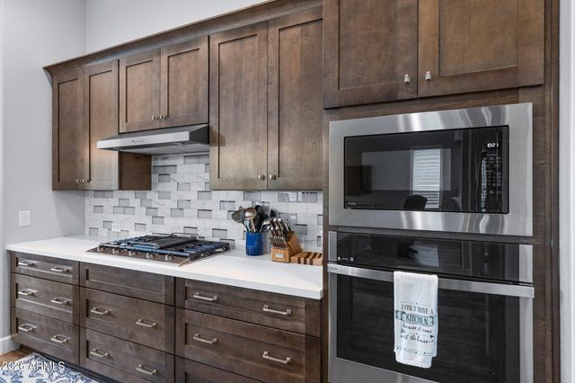 16897 W ALMERIA Road, Goodyear, AZ 85395