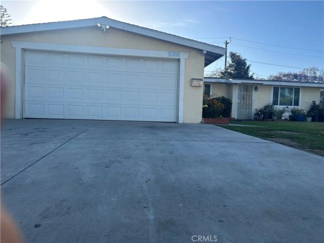 1265 Halladay, Santa Ana, CA 92707