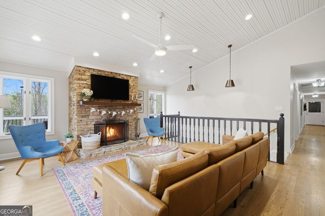 4370 Spainhill Road, Gainesville, GA 30504