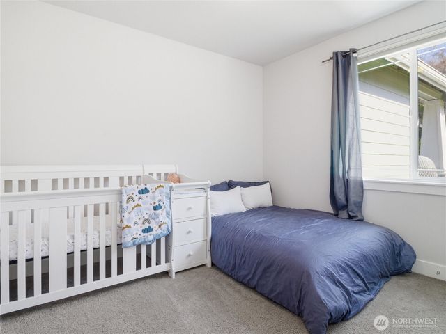 10123 Albany Park Lane SW, Rochester, WA 98579