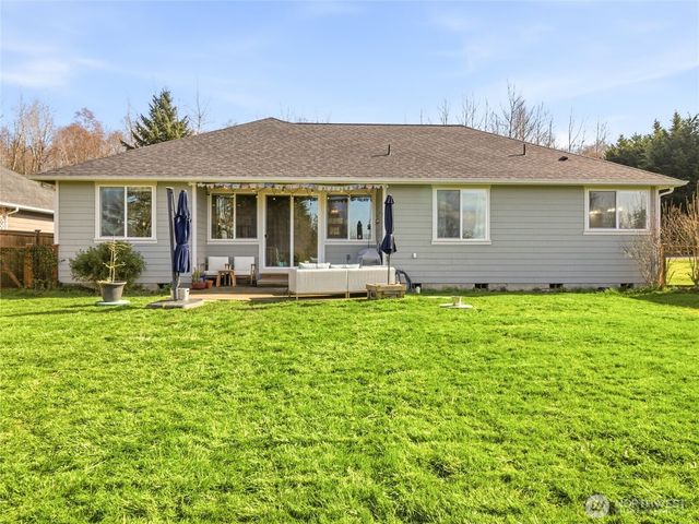 10123 Albany Park Lane SW, Rochester, WA 98579