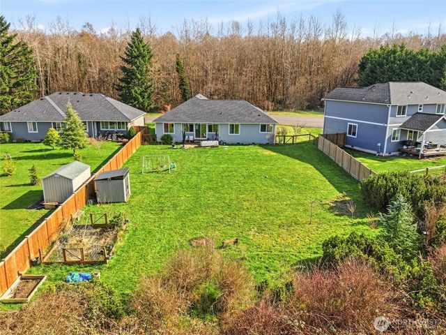 10123 Albany Park Lane SW, Rochester, WA 98579