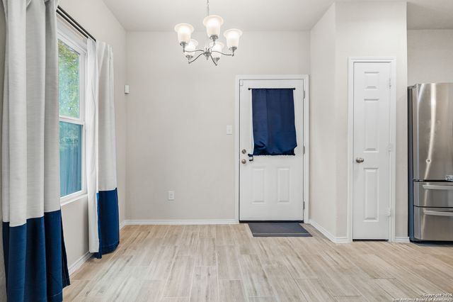 1528 Edison, San Antonio, TX 78201