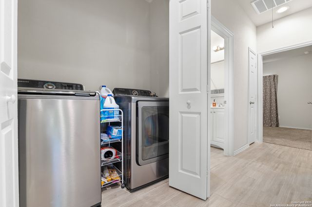 1528 Edison, San Antonio, TX 78201