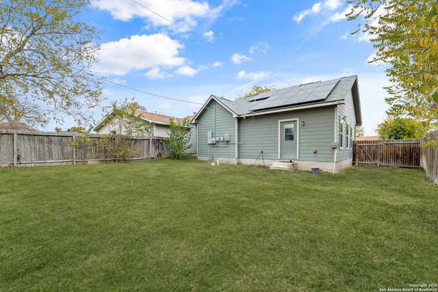 1528 Edison, San Antonio, TX 78201