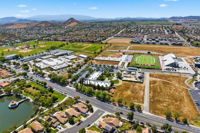 30172 Calle Belcanto, Menifee, CA 92584