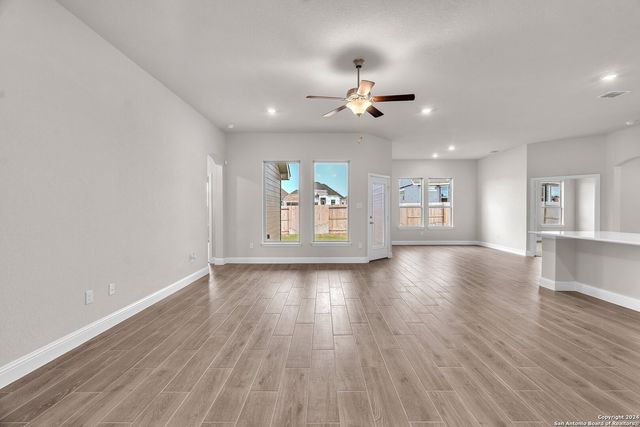 213 Fillmore Falls, Cibolo, TX 78108