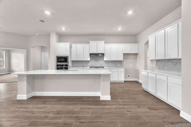 213 Fillmore Falls, Cibolo, TX 78108