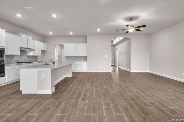 213 Fillmore Falls, Cibolo, TX 78108