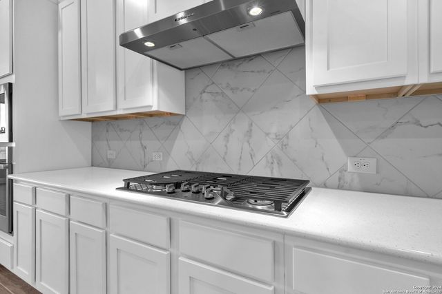 213 Fillmore Falls, Cibolo, TX 78108