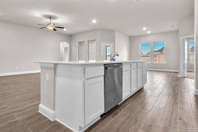 213 Fillmore Falls, Cibolo, TX 78108