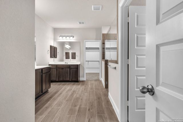 213 Fillmore Falls, Cibolo, TX 78108