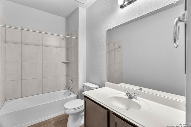 213 Fillmore Falls, Cibolo, TX 78108