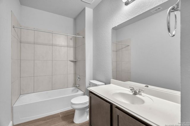 213 Fillmore Falls, Cibolo, TX 78108