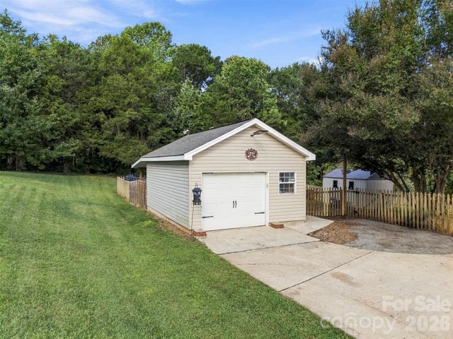 130 Ridge Creek Court, Salisbury, NC 28147