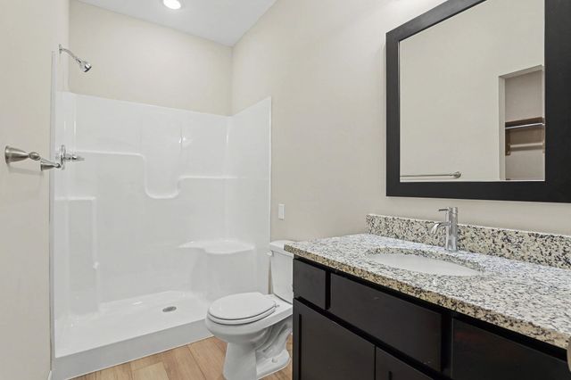 1904 N Lorraine Ave, Wichita, KS 67214