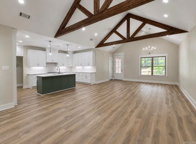 1213 E Carmichael Road, Cabot, AR 72023