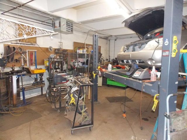 855 6th Ave, Brackenridge, PA 15014