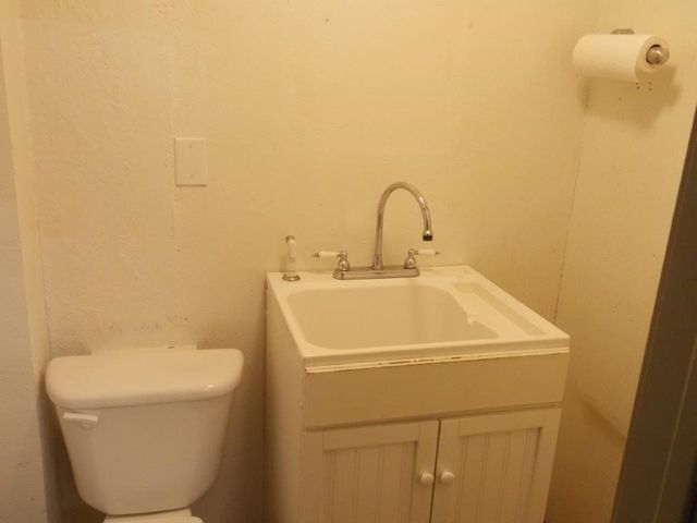 855 6th Ave, Brackenridge, PA 15014