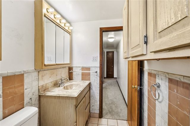 3052 Boughter Dr, Shenango Twp, PA 16101