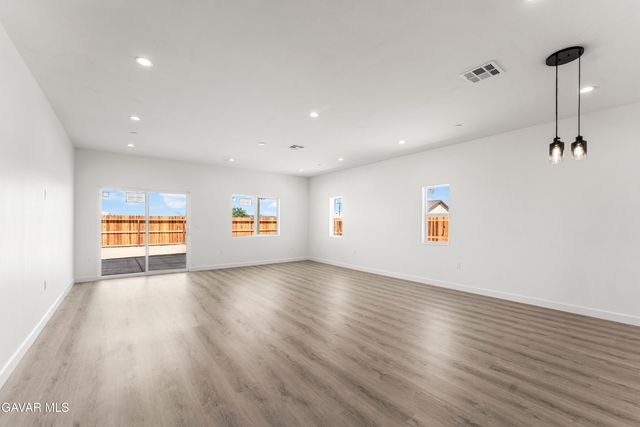 10433 Trumbull Street, California City, CA 93505