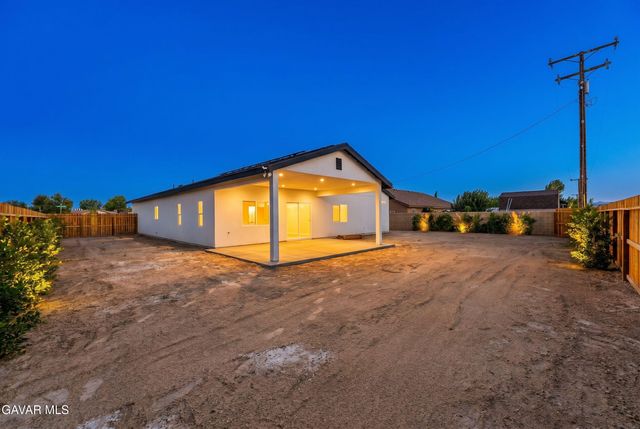 10433 Trumbull Street, California City, CA 93505