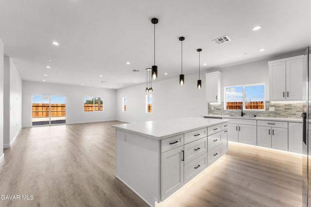 10433 Trumbull Street, California City, CA 93505