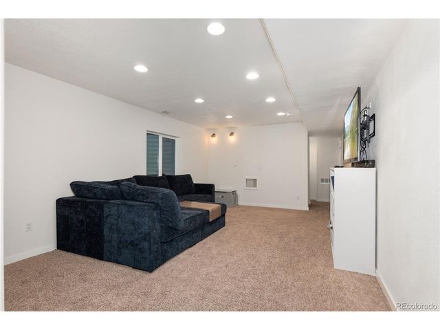 10051 Truckee St, Commerce City, CO 80022