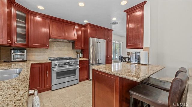 1380 W 14th Street, Upland, CA 91786