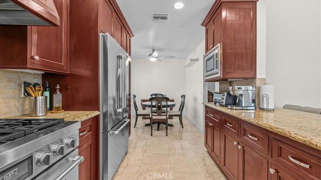 1380 W 14th Street, Upland, CA 91786