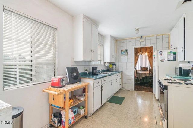 10942 Cedar Street, Stanton, CA 90680