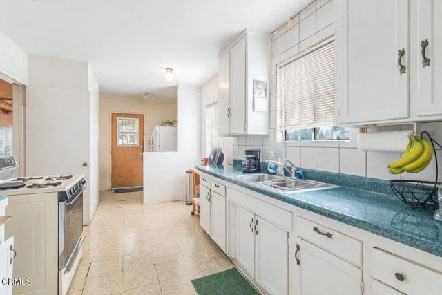 10942 Cedar Street, Stanton, CA 90680
