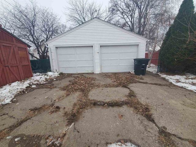 1517 32nd Street, Rock Island, IL 61201