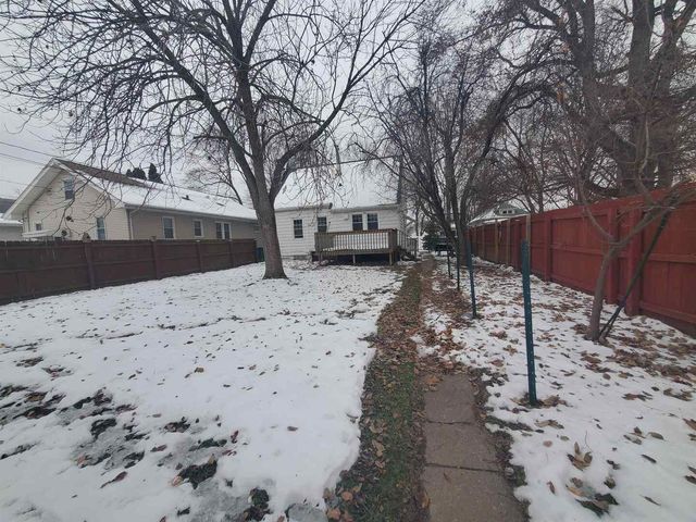 1517 32nd Street, Rock Island, IL 61201