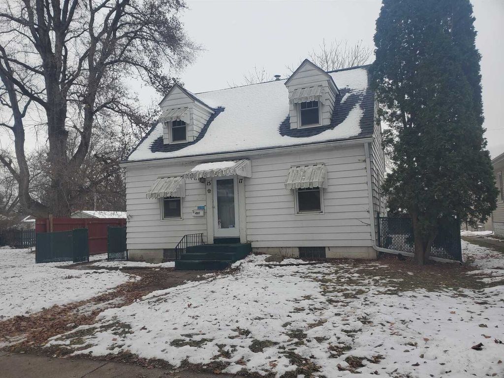 1517 32nd Street, Rock Island, IL 61201