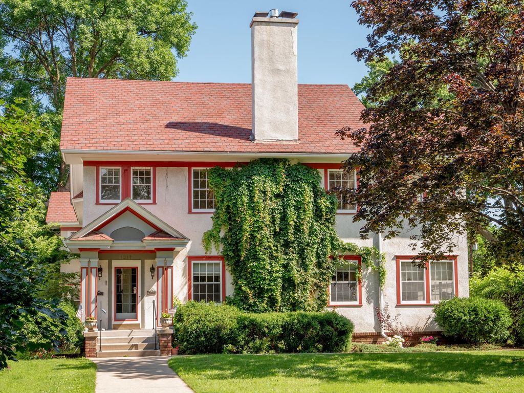 1917 Summit Avenue 2, Saint Paul, MN 55105 — photo 2