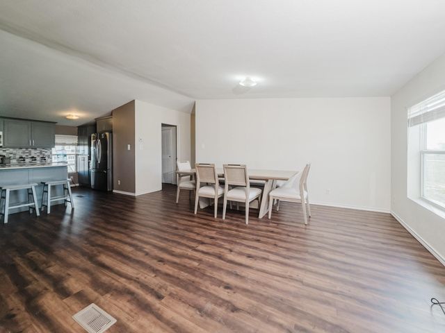 2709 County Road 463, Elgin, TX 78621