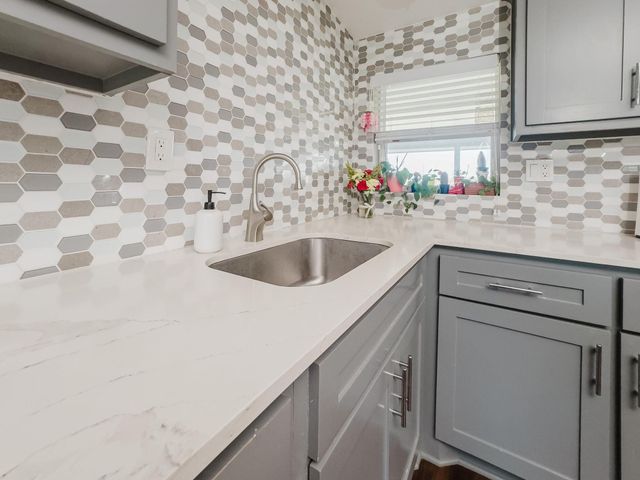 2709 County Road 463, Elgin, TX 78621