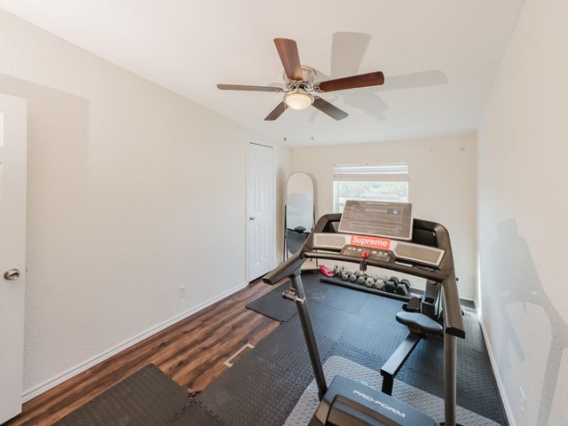 2709 County Road 463, Elgin, TX 78621