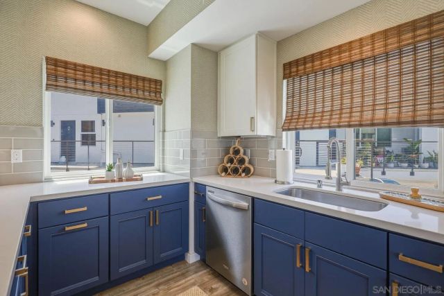 4100 Voltaire St 101, San Diego, CA 92107